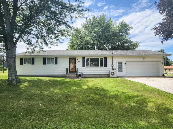 401 S WEST STREET, Weyauwega, WI 54983