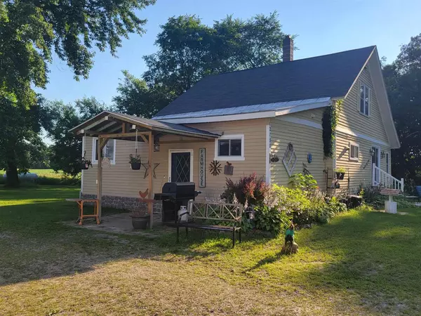 N2780 9TH AVENUE, Hancock, WI 54943