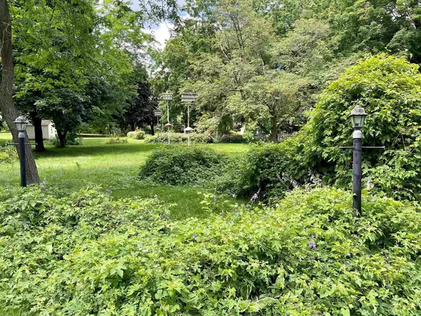 Weyauwega, WI 54983,E5881 E CLARK STREET