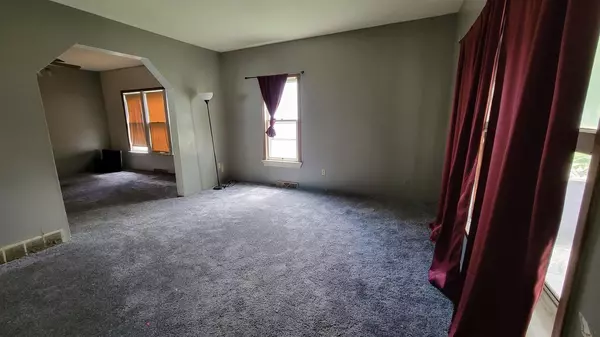 Clintonville, WI 54929,154 N MAIN STREET