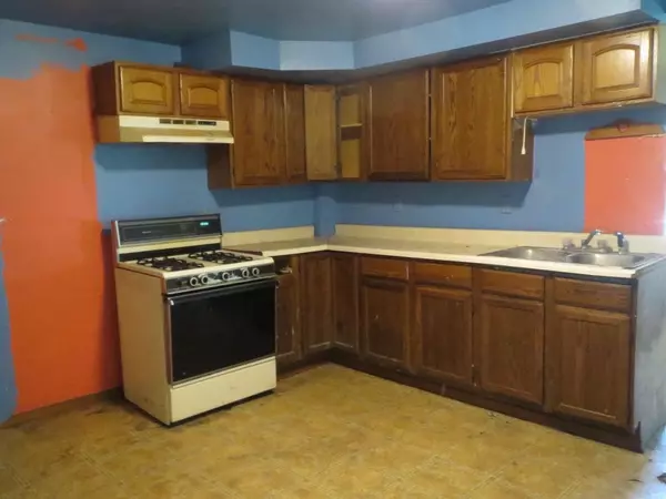 New London, WI 54961,313 ELM STREET