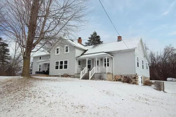 W977 COUNTY ROAD F, Campbellsport, WI 53010