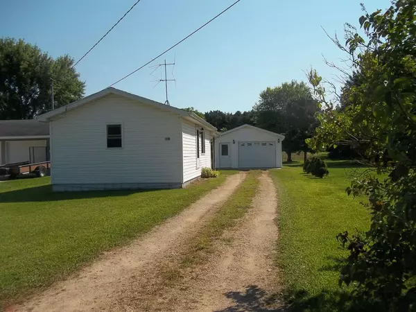 159 MAIZE STREET, Clintonville, WI 54929