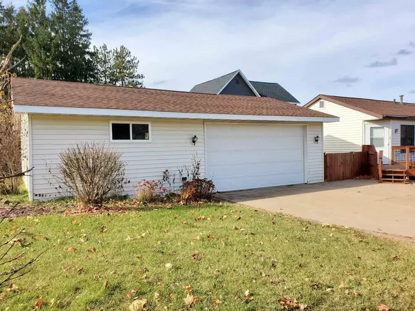 Weyauwega, WI 54983,315 E ANN STREET