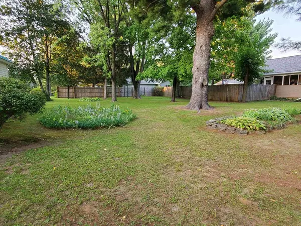 Weyauwega, WI 54983,502 E MAIN STREET