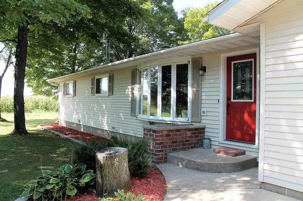 Iola, WI 54945,E1246 HWY C