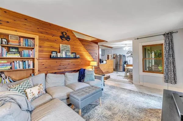 Shiocton, WI 54170,W7130 CENTER VALLEY ROAD