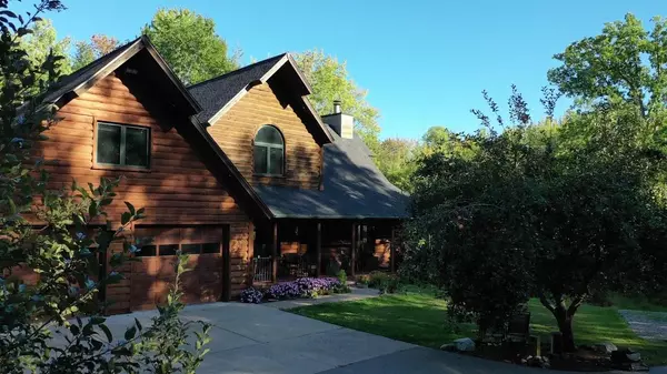 Abrams, WI 54101,6735 RIDGEVIEW COURT