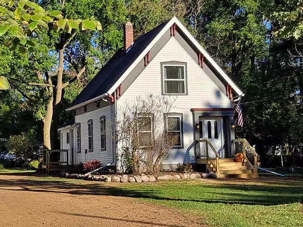 Iola, WI 54945,265 S JACKSON STREET