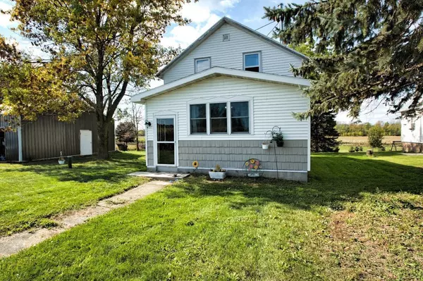 Greenleaf, WI 54126,6950 HOLLY MOR ROAD