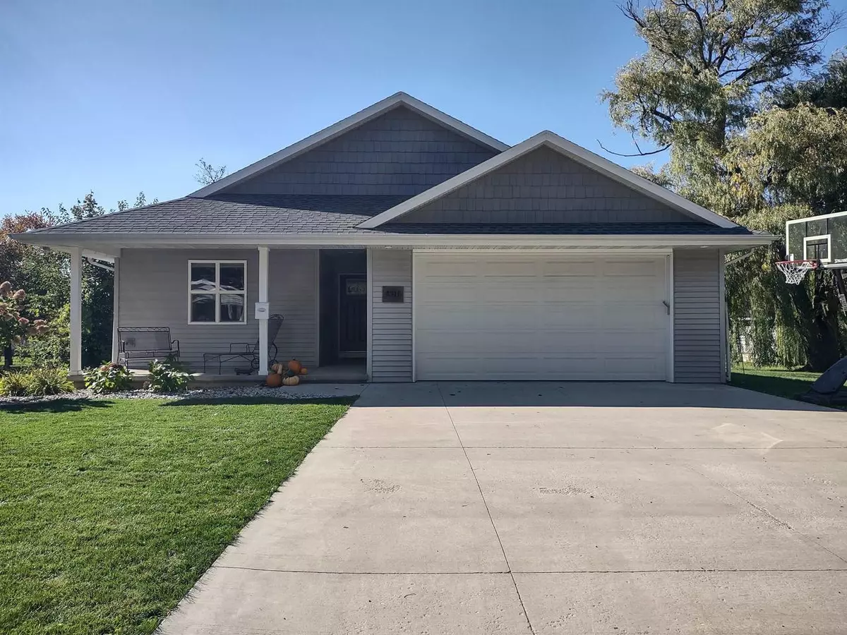 New London, WI 54961,1311 JEFFERSON STREET