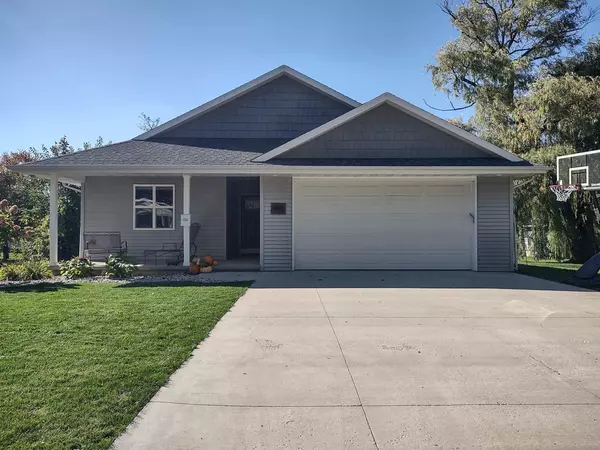 1311 JEFFERSON STREET, New London, WI 54961