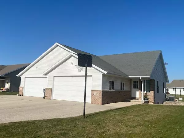 Seymour, WI 54165,1315 NORTHWOOD DRIVE