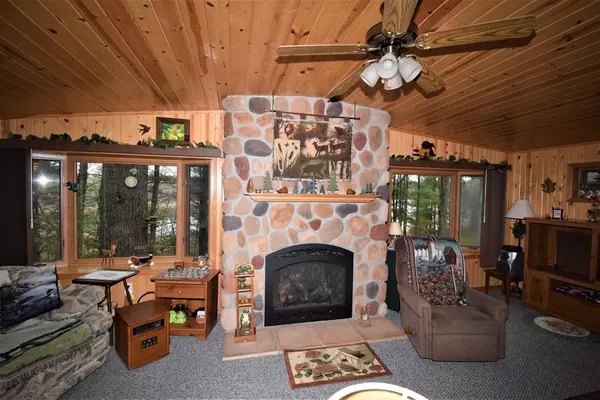 Iola, WI 54945,E2946 MOON LAKE COURT