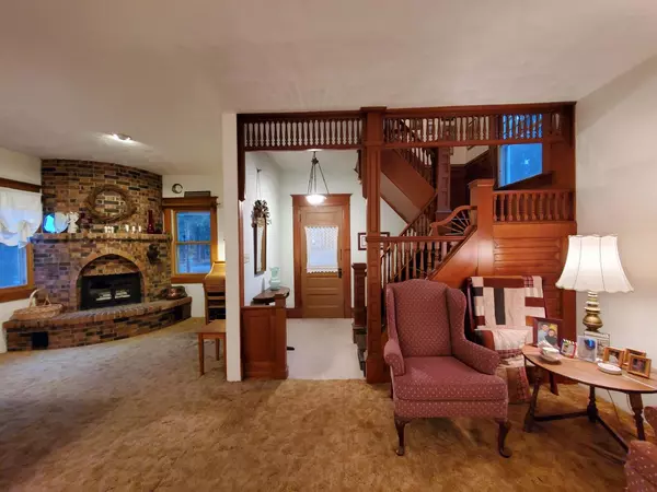 New London, WI 54961,W10852 OAK STREET