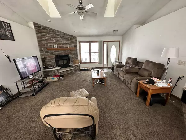 Marion, WI 54950,E5935 HERZBERG ROAD