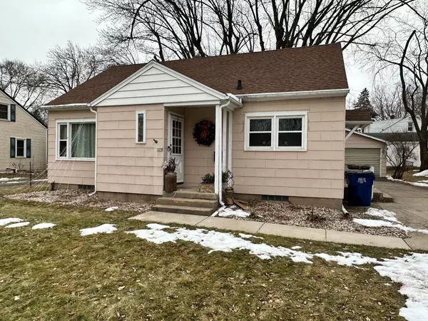 179 MCKINLEY AVENUE, Clintonville, WI 54929