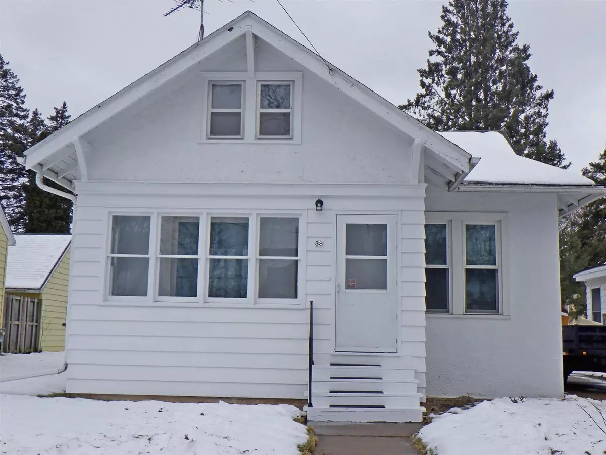 Clintonville, WI 54929,38 E 14TH STREET