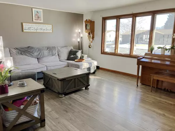 Luxemburg, WI 54217,1231 COLLE STREET