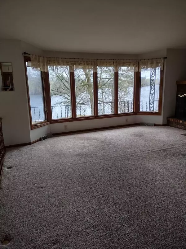 Clintonville, WI 54929,N10674 LAKESHORE ROAD