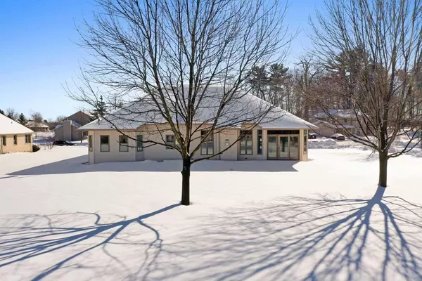 Luxemburg, WI 54217,1807 PINE TREE COURT