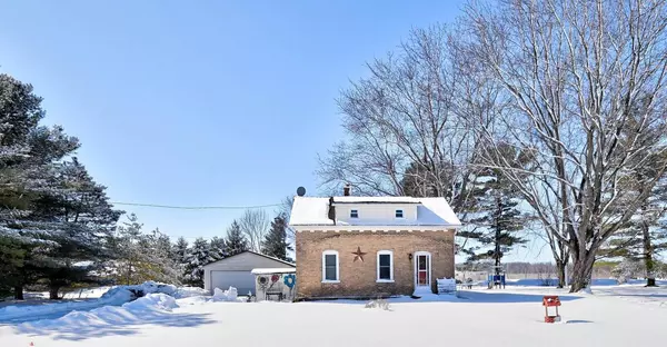 4479 SHAWANO AVENUE, Howard, WI 54313