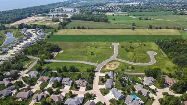 Menasha, WI 54952,LOTUS TRAIL