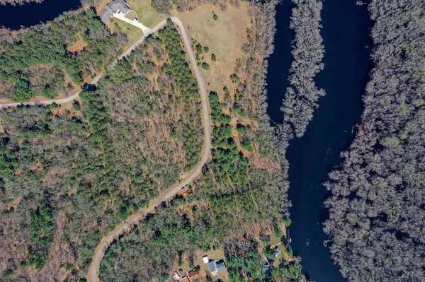 Weyauwega, WI 54983,N2736 ONA PINES ROAD