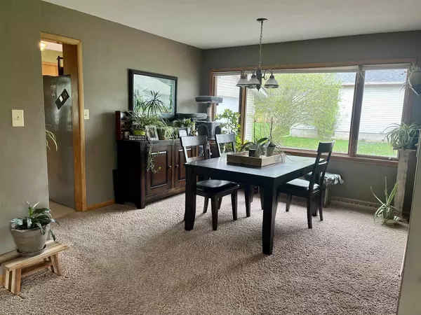 Iola, WI 54945,455 E ELLEFSON STREET