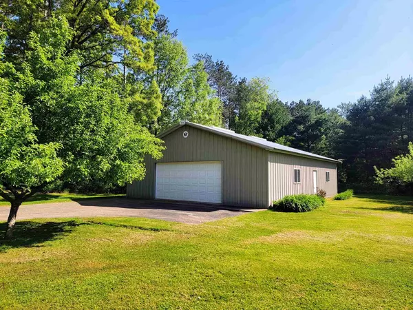 New London, WI 54961,E8063 WEILAND ROAD