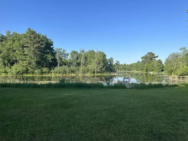 Iola, WI 54945,120 FRONTAGE ROAD