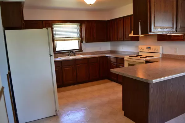 Mount Calvary, WI 53057,312 MT CARMEL STREET