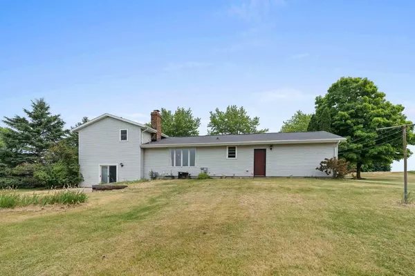 Greenleaf, WI 54126,7184 CTH PP