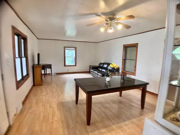 New London, WI 54961,1008 WYMAN STREET