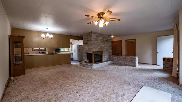 Iola, WI 54945,E784 WOLF RIVER ROAD