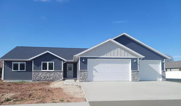 310 PRAIRIE FOX STREET, North Fond Du Lac, WI 54937