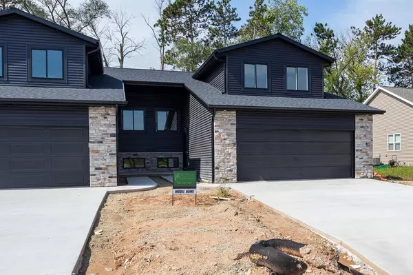 2133 ABBEY ROAD, New London, WI 54961