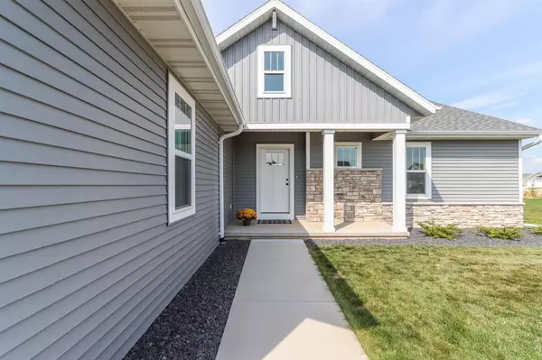 Appleton, WI 54913,2985 E BLUETOPAZ DRIVE