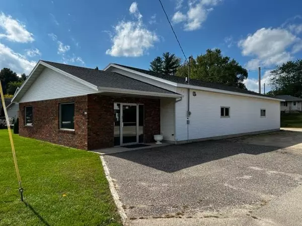 601 S FULTON STREET, Princeton, WI 54968