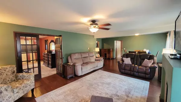 New London, WI 54961,611 BUCK STREET