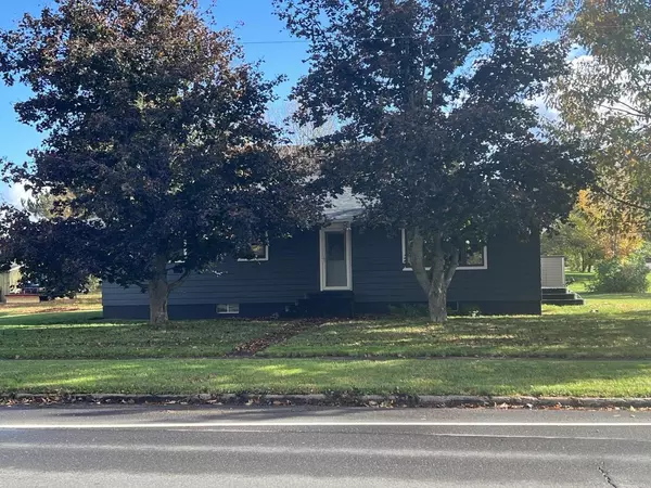 6807W HIGHWAY 77, Pence, WI 54550