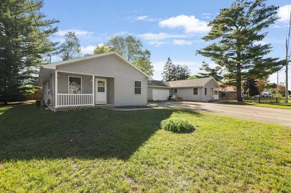 Weyauwega, WI 54983,505 E WISCONSIN STREET