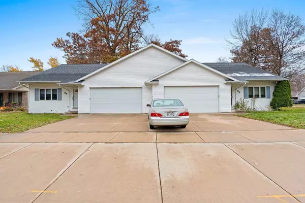 84 VALERIE DRIVE, Appleton, WI 54915