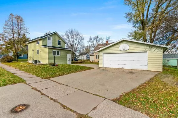 New London, WI 54961,1114 S PEARL STREET