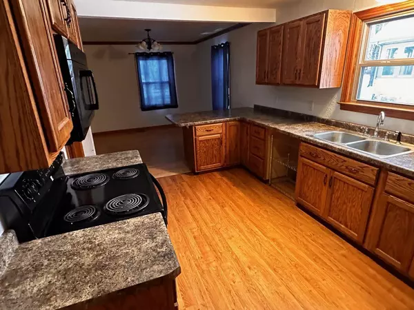 Clintonville, WI 54929,63 HUGHES STREET