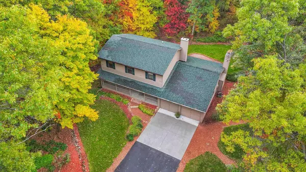 Amherst Jct, WI 54407,10129 PINE HILL ROAD