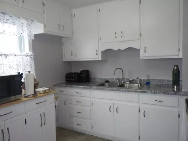 Clintonville, WI 54929,40 16TH STREET