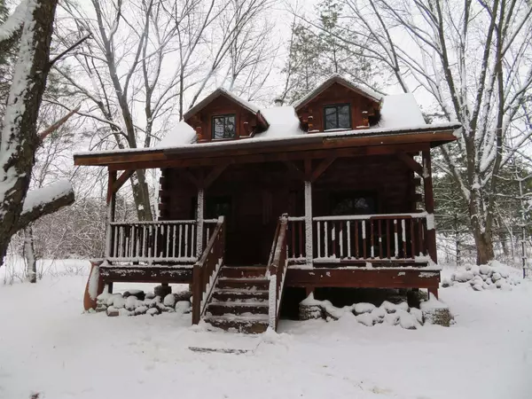 E1881 LAKE SHORE DRIVE, Iola, WI 54945