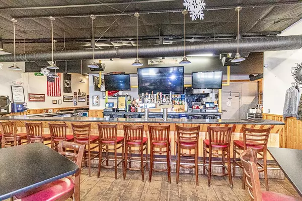 New London, WI 54961,106 E WOLF RIVER AVENUE