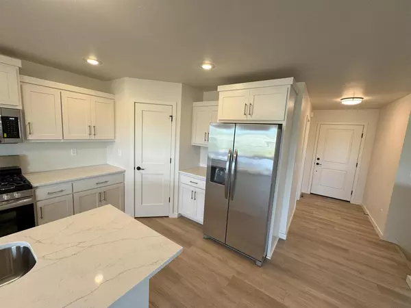 Green Bay, WI 54313,4594 PAUL LANE